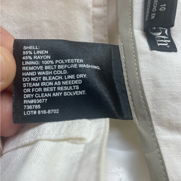 East 5th cream linen skirt. This has beautiful seams and is lined. Womens 10 - Picture 5 of 6